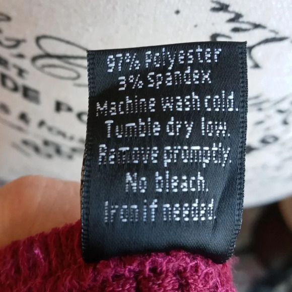 Romantic Burgundy Tunic Top - Picture 7 of 7